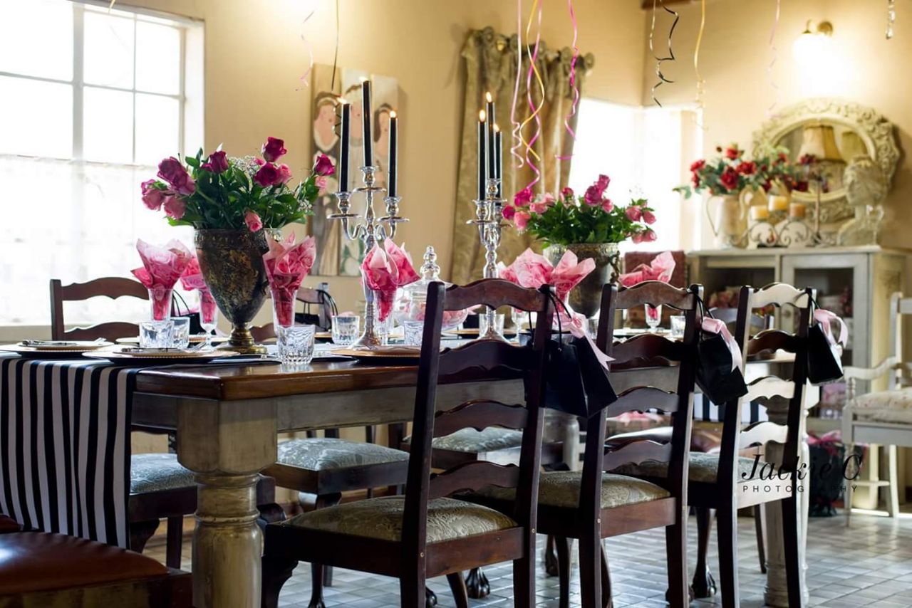 High Teas (5) High Teas (5)